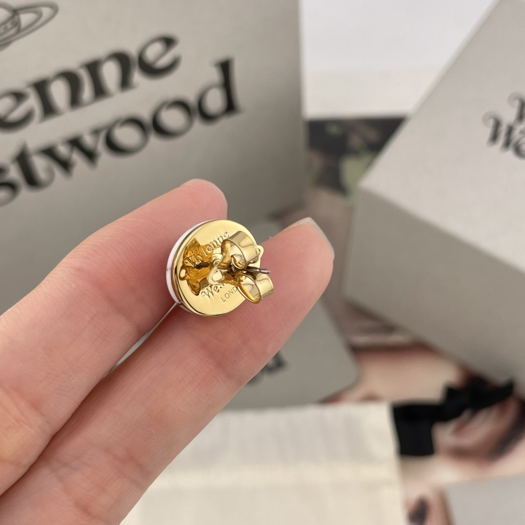 【】 【VivienneWestwood】宝宝，什么是快乐星球，来，这就是快乐星球！！重磅推荐，小巧精致
