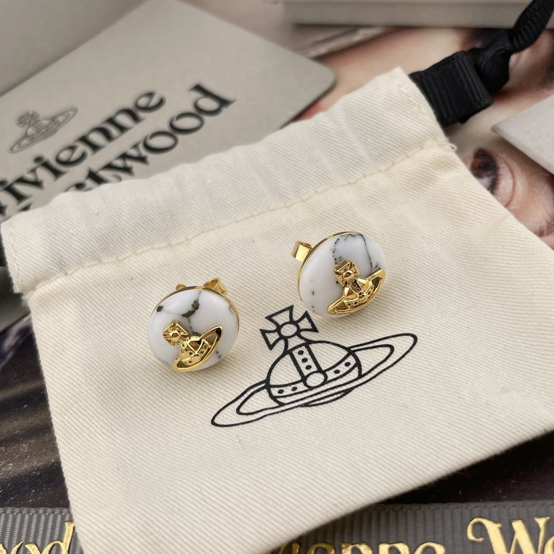 【】 【VivienneWestwood】宝宝，什么是快乐星球，来，这就是快乐星球！！重磅推荐，小巧精致