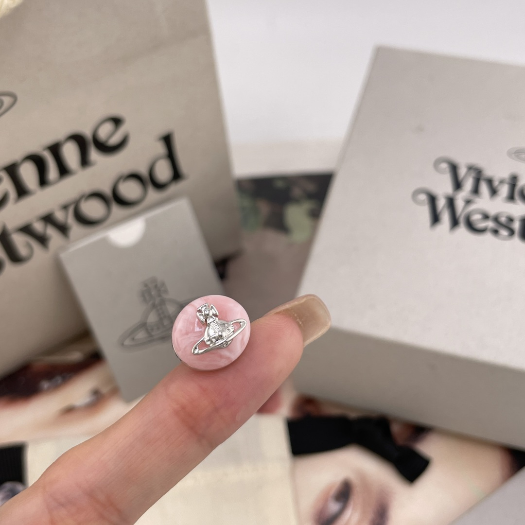 【】 【VivienneWestwood】宝宝，什么是快乐星球，来，这就是快乐星球！粉色，白色，蓝色三个颜色！！重磅推荐