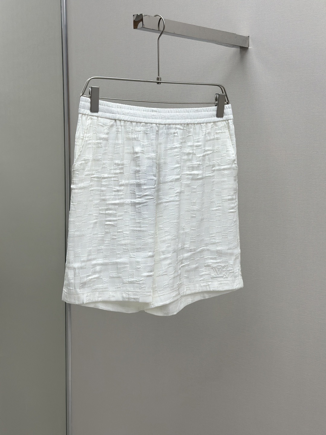 LV Rhinestone Mark Cotton Shorts for Stylish Summer Outfits - 图片 3