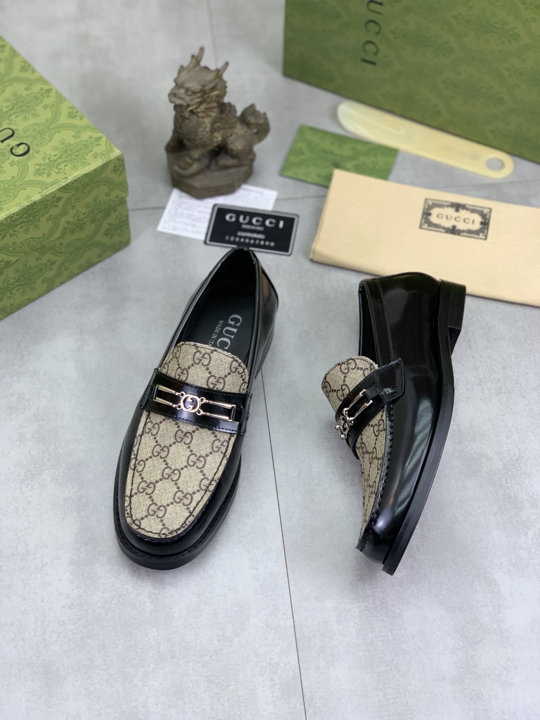 Gucci Men's Dress Loafers in Leather with Iconic GG Pattern and Metal Buckle 4 cmp i1741713729104 7795 0 2