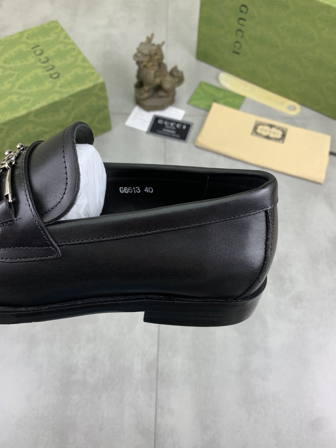 Gucci Men's Formal Business Leather Shoes with Metal Buckle Detail 8 cmp i1741713901690 2914 0 6