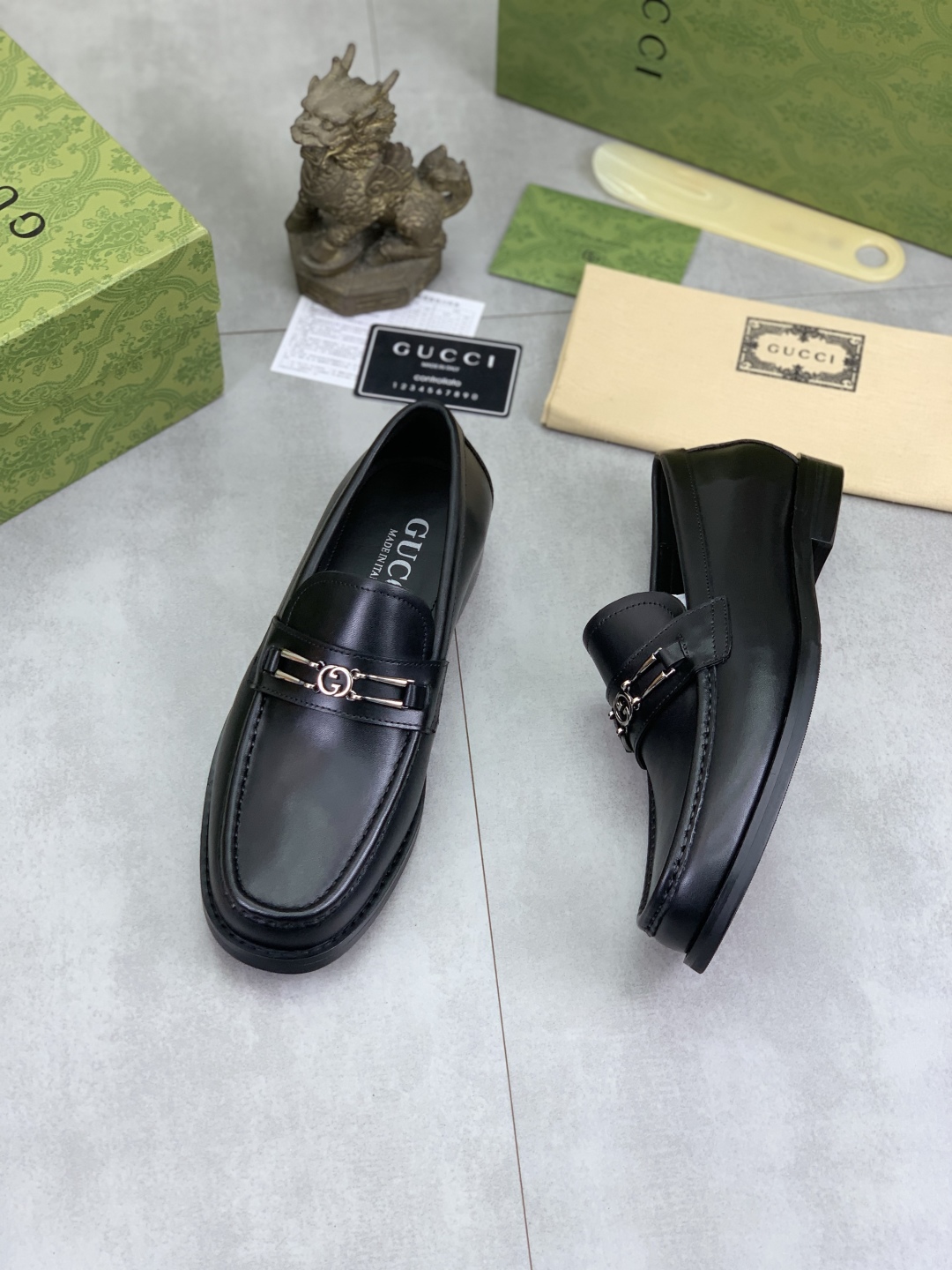 Gucci Men's Formal Business Leather Shoes with Metal Buckle Detail 4 cmp i1741713909617 23 0 2