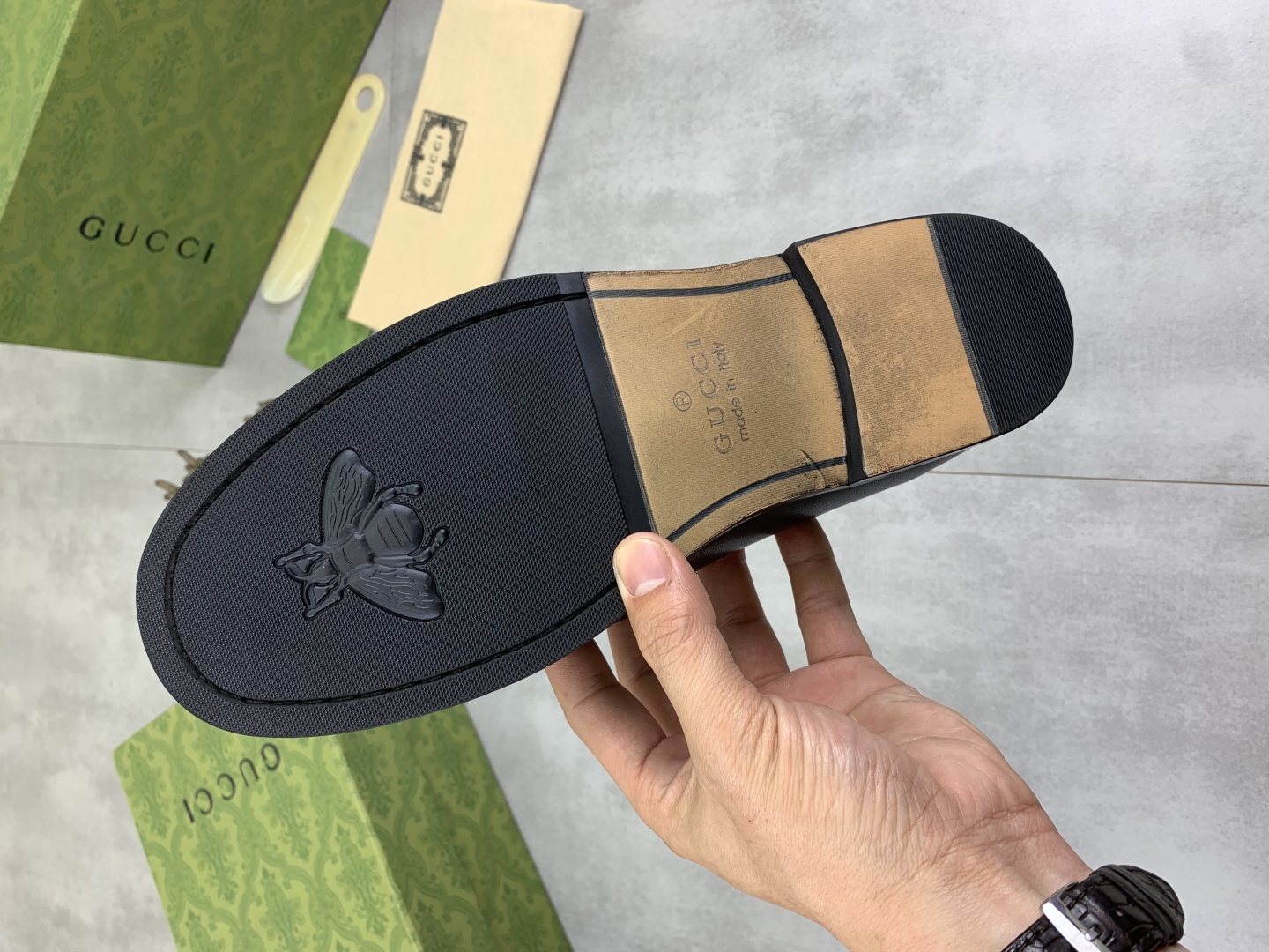 Gucci Men's Formal Business Leather Shoes with Metal Buckle Detail 10 cmp i1741713910443 6935 0 8