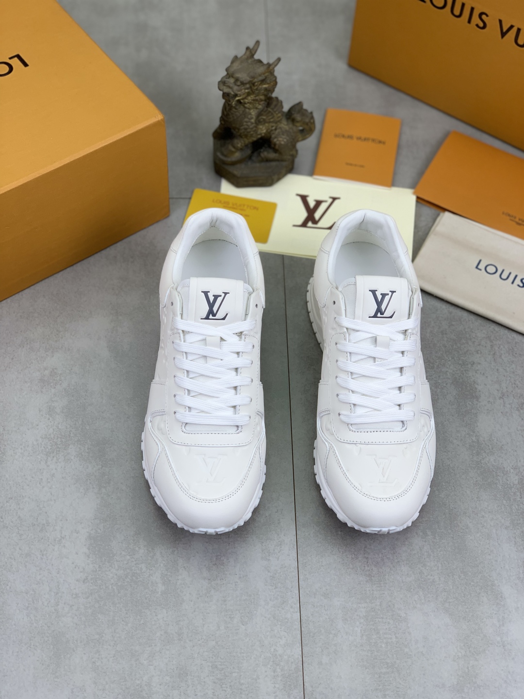 Louis Vuitton White Leather Run 55 Sneaker 3 cmp i1741863261887 163 0 1