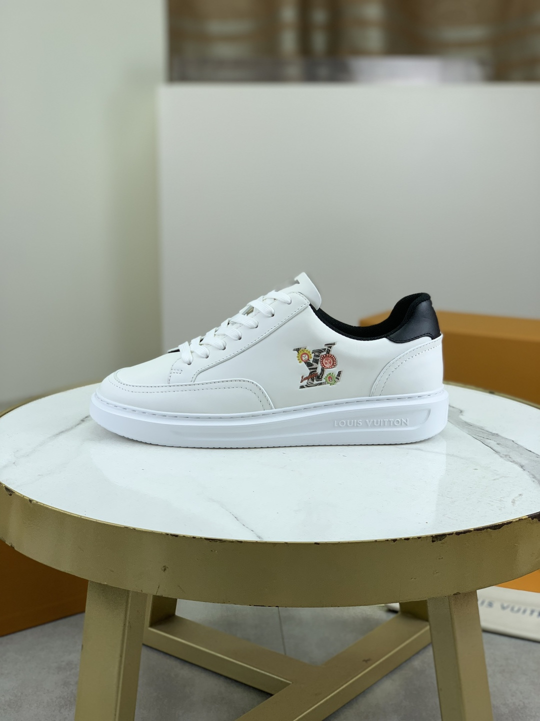 NO:273682,Real price Top version [LOUIS VUITTON) (original order) Latest LV Louis Vuitton * - Top version LV classic trendy shoes!  Use imported original cowhide with water-dyed cowhide inner lining. The original wear-resistant and lightweight foamed bottom!  High-quality quality!  5 colors available, code count 39-45 (38 customized),,louis vuitton,louis vuitton,louis vuitton,cowhide19860909实价 顶级版本【LOUIS VUITTON）（原单）最新款LV路易威登 *——顶级版本 LV经典潮鞋！选用进口原版牛皮 水染牛皮内里.原版耐磨轻便发泡大底！高品质精品！5款颜色可选,码数39-45 (38 定做),,louis vuitton,louis vuitton,louis vuitton,cowhide,Men's shoes