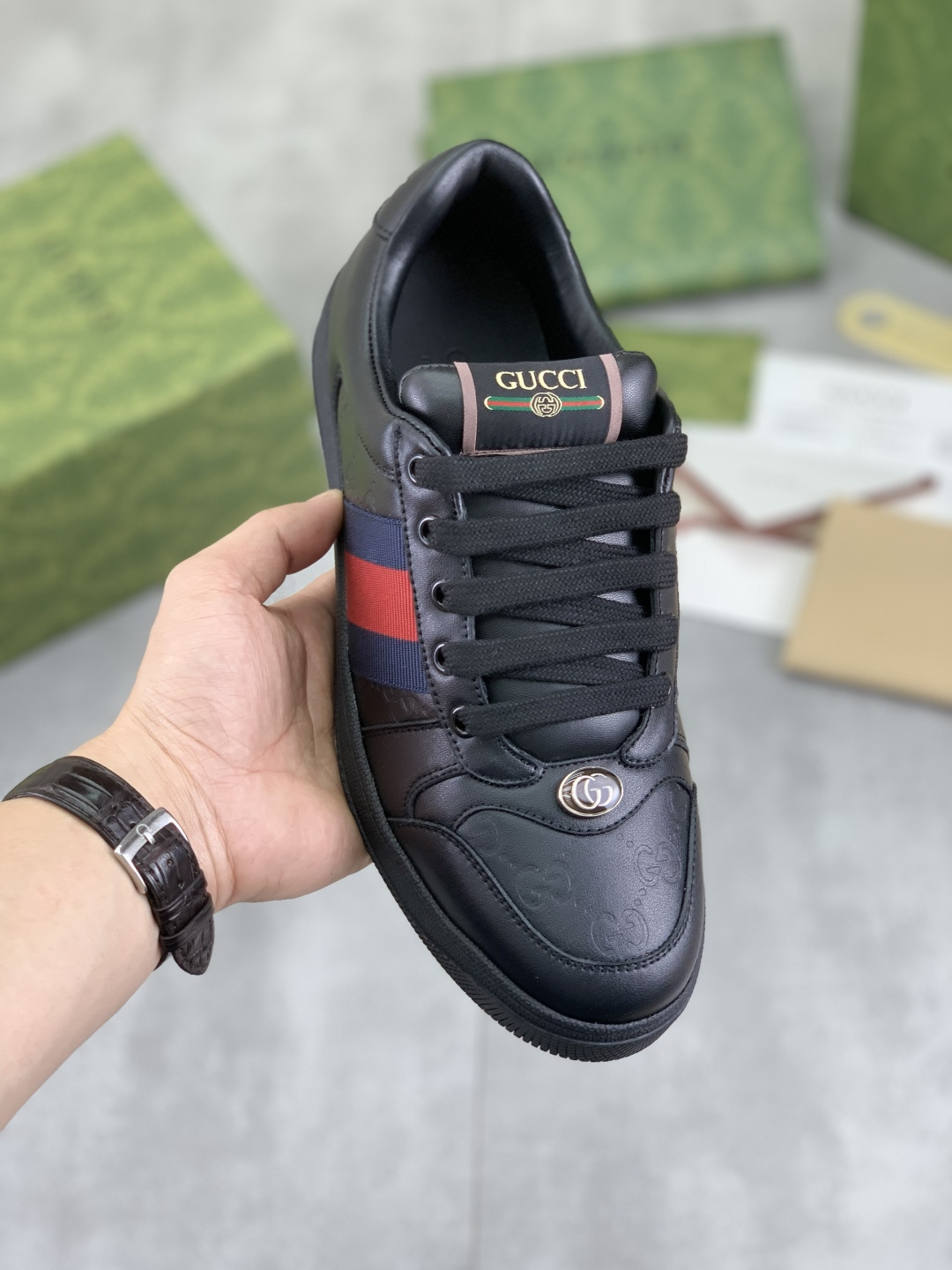 NO:274980,【Real Price】High Quality Gucci ————Upgraded GG series old casual dirty shoes catwalk original version developed high-version Original open mold metal double G...Gucci original webbing...Exclusive color cowhide fabric, original towel cloth delicate softer and more comfortable and breathable sheepskin footbed, midsole cover method Private mold steel stamping two-color original TPU sole matching packaging Airplane box Couple model Women's model 35-40 Men's model 38-45, Gucci, cowhide, sheepskin19860909【实价】 高品质 Gucci————升级版GG系列做旧休闲小脏鞋走秀款原版开发高版本 原版开模金属双G……Gucci原版纹织带……专属擦色牛皮面料,原版毛巾布里细腻柔软更舒适透气羊皮垫脚,中底套楦做法 私模钢印双色原版TPU大底配套包装 飞机盒 情侣款 女款35-40 男款38-45,,gucci,cowhide,sheepskin,Men's shoes