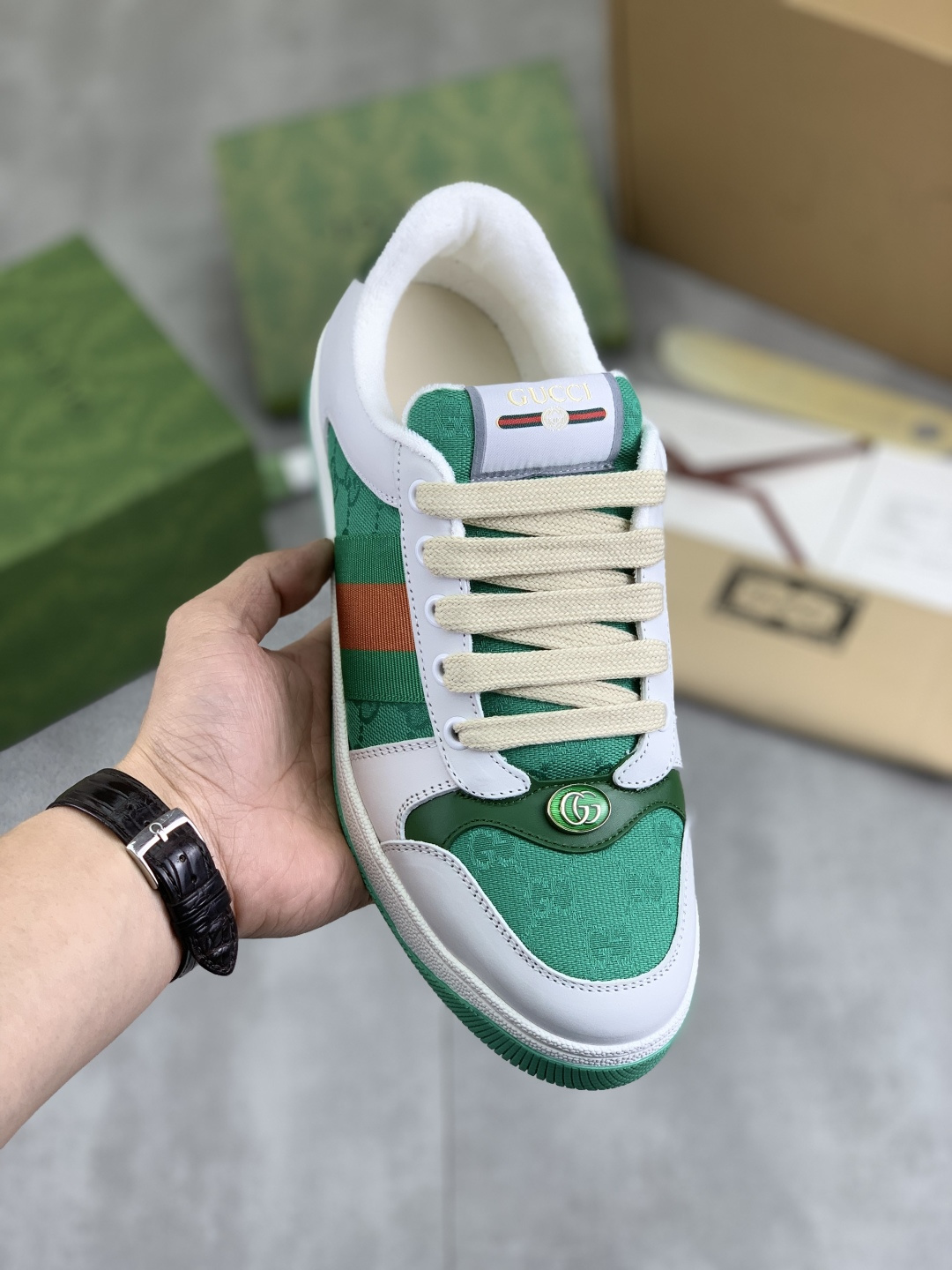 NO:276001,【Real Price】High Quality Gucci ————Upgraded GG series old casual dirty shoes catwalk original version developed high-version Original open mold metal double G...Gucci original webbing...Exclusive color cowhide fabric, original towel cloth delicate softer and more comfortable and breathable sheepskin footbed, midsole cover method Private mold steel stamping two-color original TPU sole matching packaging Airplane box Couple model Women's model 35-40 Men's model 38-45, Gucci, cowhide, sheepskin19860909【实价】 高品质 Gucci————升级版GG系列做旧休闲小脏鞋走秀款原版开发高版本 原版开模金属双G……Gucci原版纹织带……专属擦色牛皮面料,原版毛巾布里细腻柔软更舒适透气羊皮垫脚,中底套楦做法 私模钢印双色原版TPU大底配套包装 飞机盒 情侣款 女款35-40 男款38-45,,gucci,cowhide,sheepskin,Men's shoes