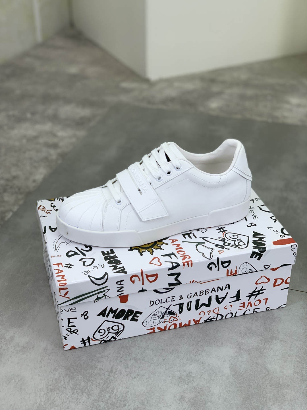 Factory precio P220 (DG - Dolce & Gabbana) última explosión de zapatos casuales, la lengua con los d
