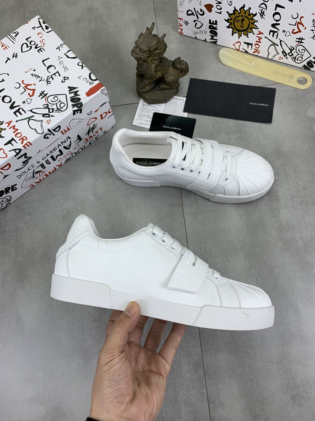 Factory precio P220 (DG - Dolce & Gabbana) última explosión de zapatos casuales, la lengua con los d
