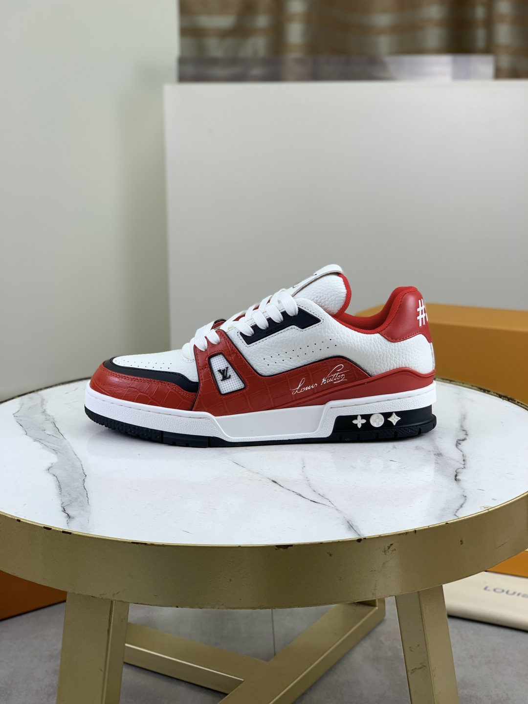 NO:745366,Actual price, top version [LOUIS VUITTON] (original order), the most popular new LV Louis Vuitton *——top version of LV classic trendy shoes!  Use imported original lining and original wear-resistant and lightweight TPU outsole!  High quality products!  Various colors available, sizes female 35-39, male 39-45,,,louis vuitton,louis vuitton,louis vuitton19860909跑量实价 顶级版本【LOUIS VUITTON）（原单）最情侣新款LV路易威登 *——顶级版本 LV经典潮鞋！选用进口原版内里.原版耐磨轻便TPU大底！高品质精品！多款颜色可选,码数女35-39 男39-45,,,louis vuitton,louis vuitton,louis vuitton,Men's shoes