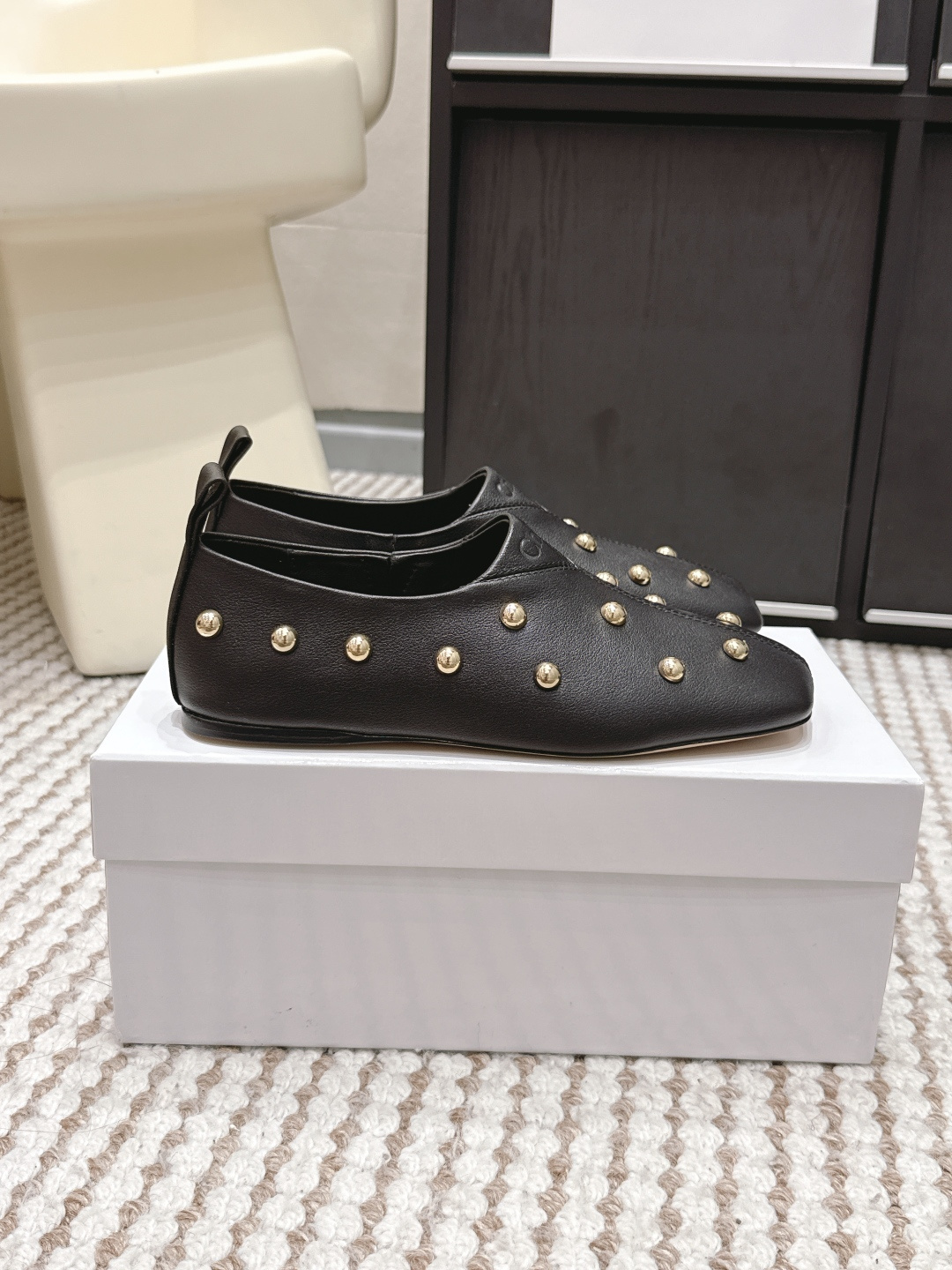 Unknown Chloé2026春夏新款 铆钉 平底 穆勒拖 乐福鞋 单鞋