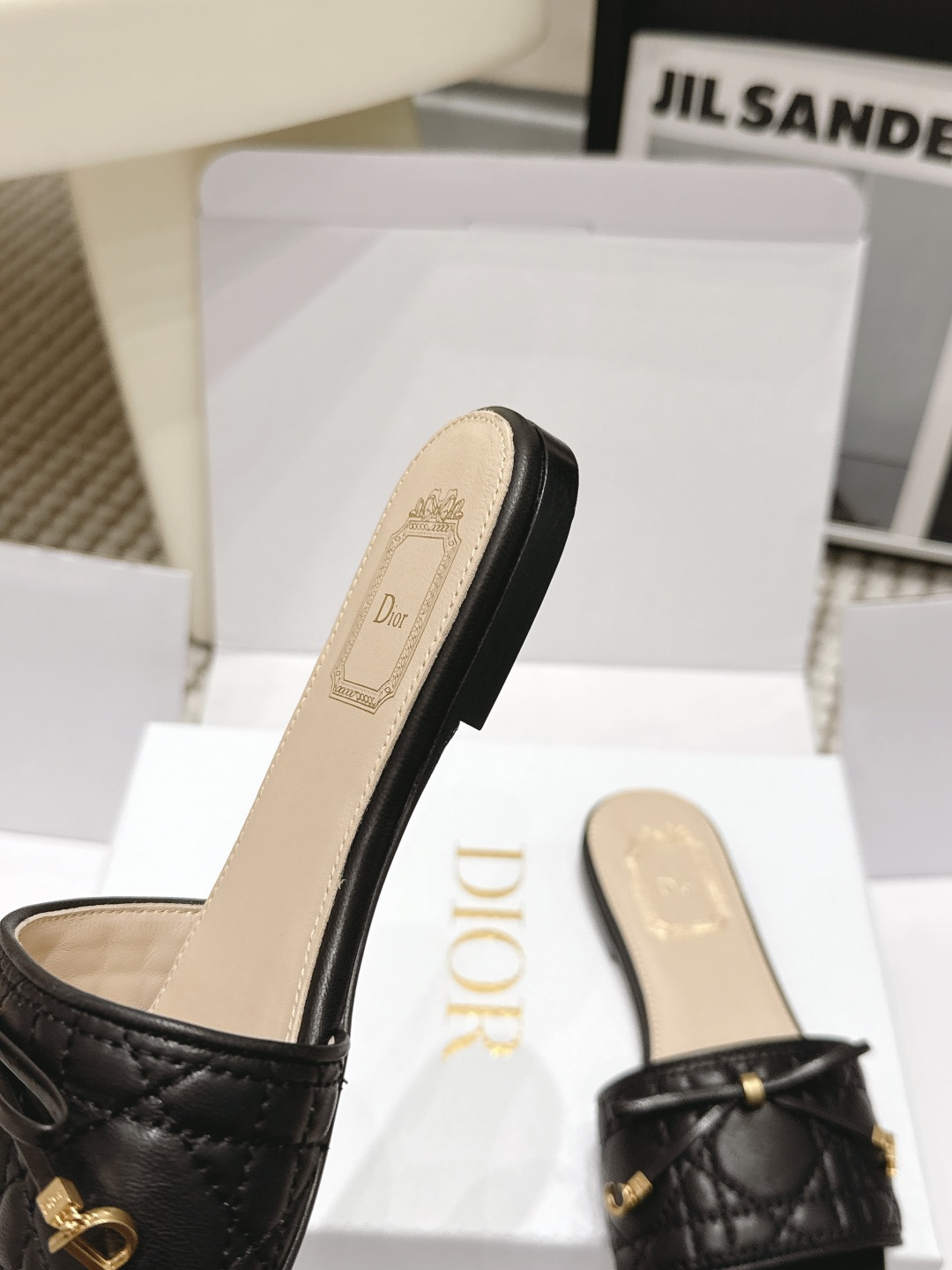 Dior Dior 迪奥26款Oblique凉拖​​鞋 平底 粗跟拖鞋