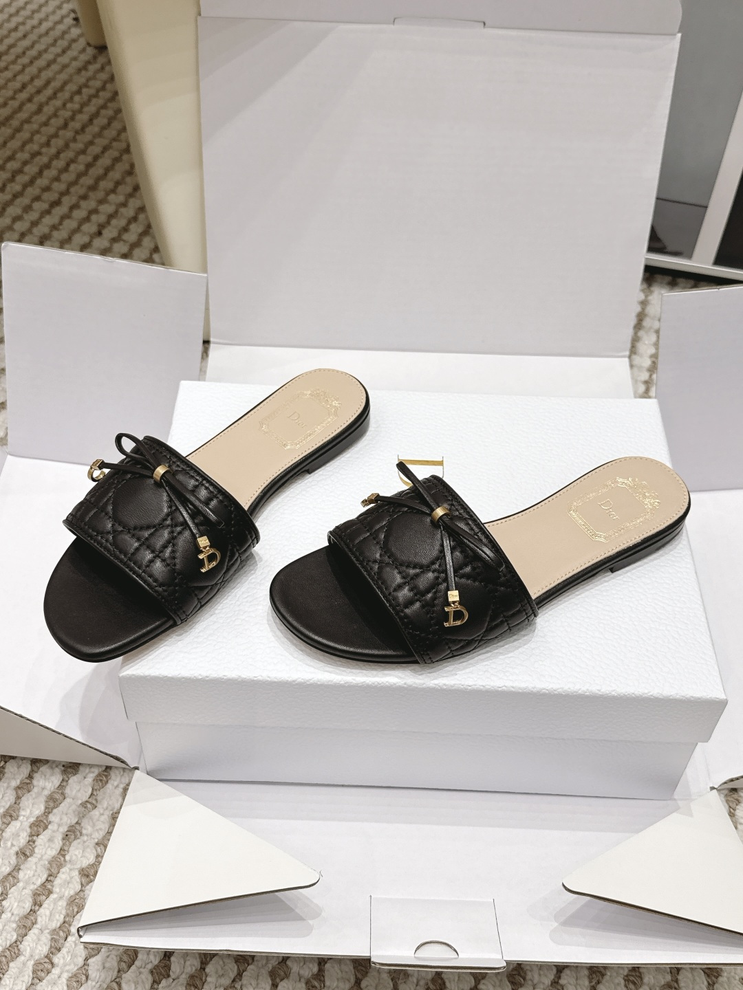 Dior Dior 迪奥26款Oblique凉拖​​鞋 平底 粗跟拖鞋
