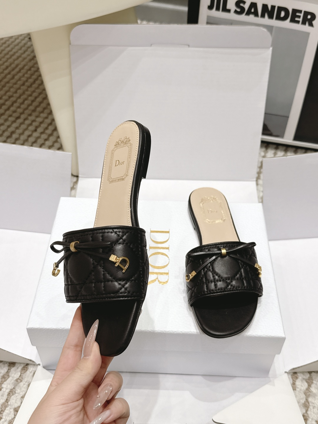 Dior Dior 迪奥26款Oblique凉拖​​鞋 平底 粗跟拖鞋