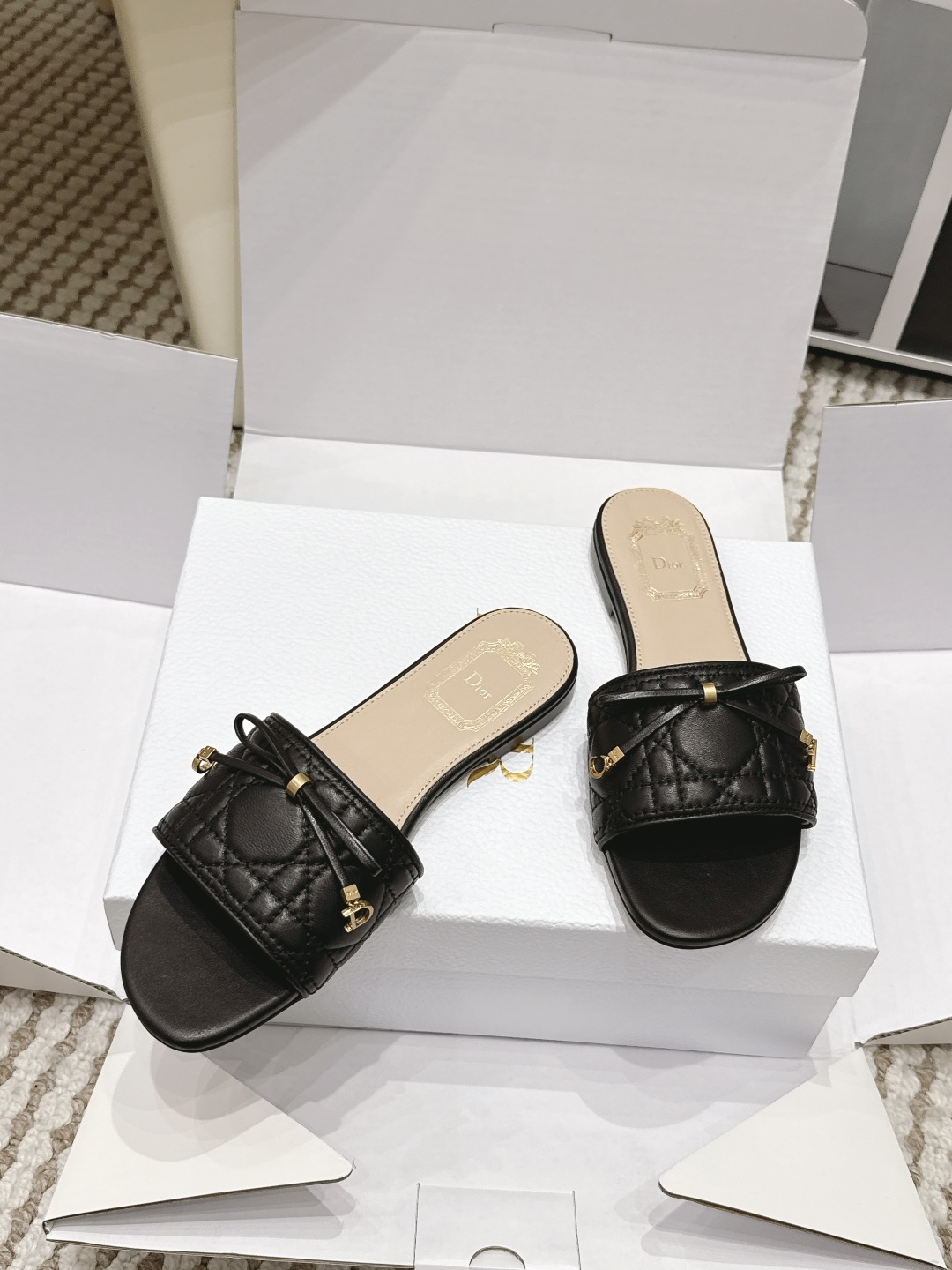 Dior Dior 迪奥26款Oblique凉拖​​鞋 平底 粗跟拖鞋