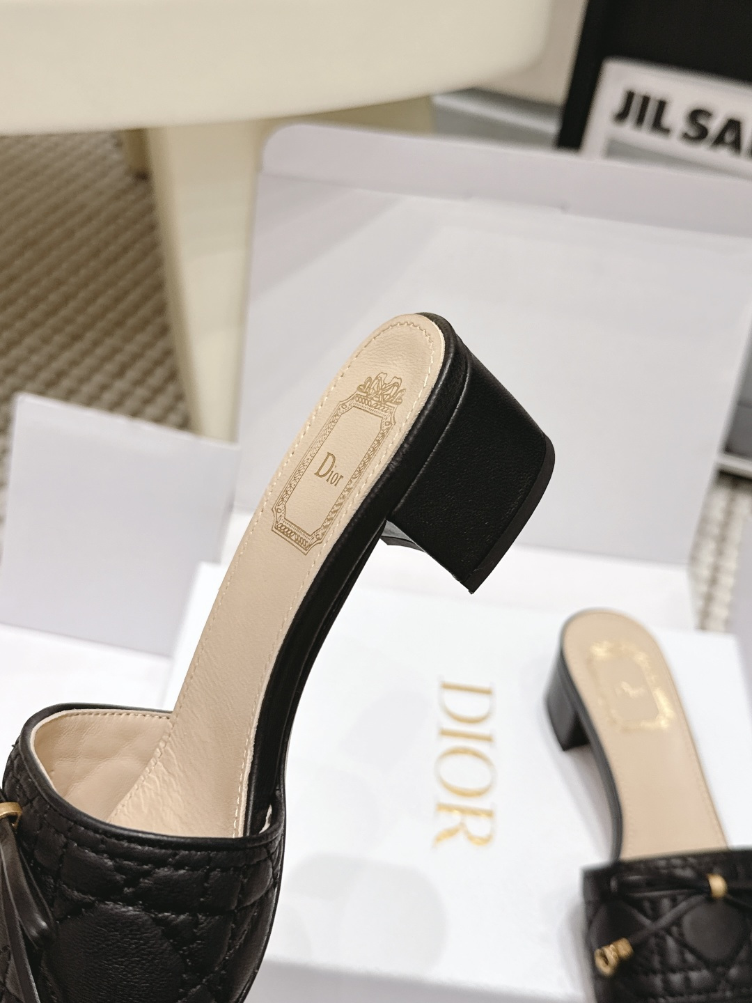 Dior Dior 迪奥26款Oblique凉拖​​鞋 平底 粗跟拖鞋