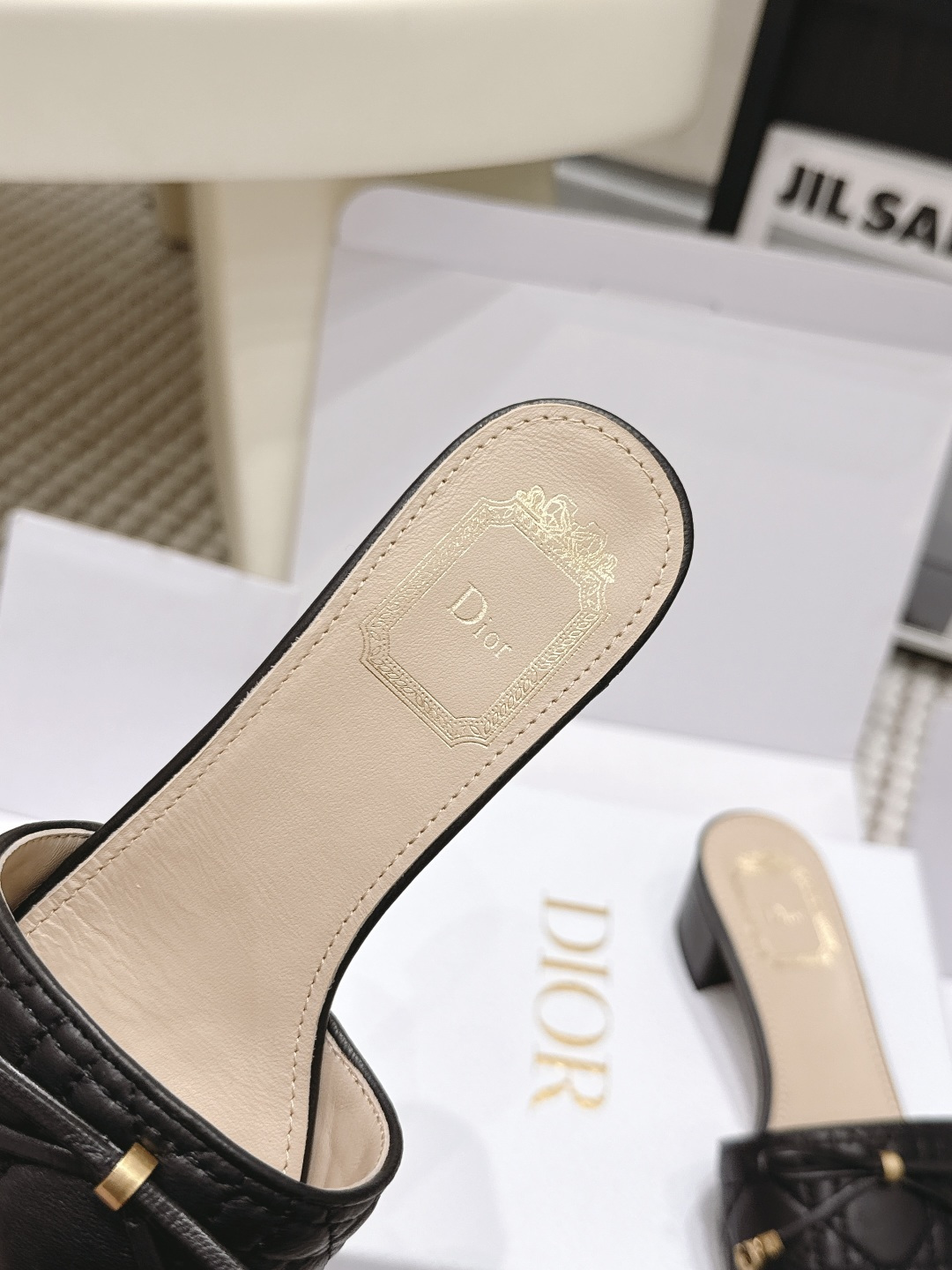 Dior Dior 迪奥26款Oblique凉拖​​鞋 平底 粗跟拖鞋