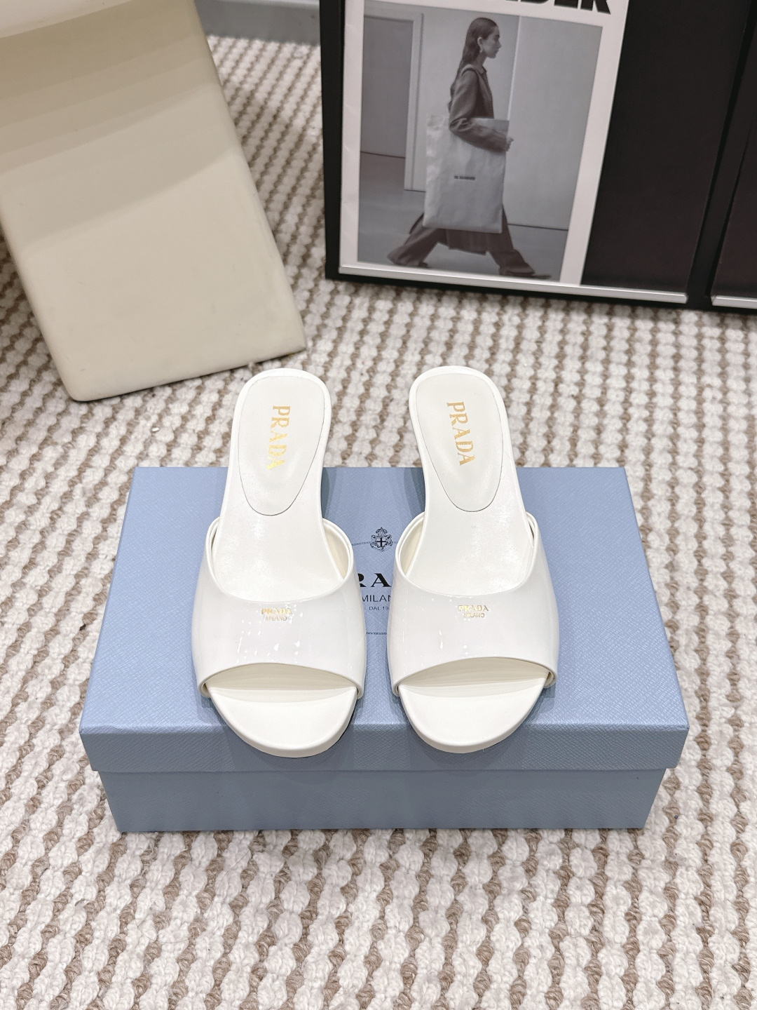 Prada Style Leather Women's Shoes style reference detail image 1 from source 784847