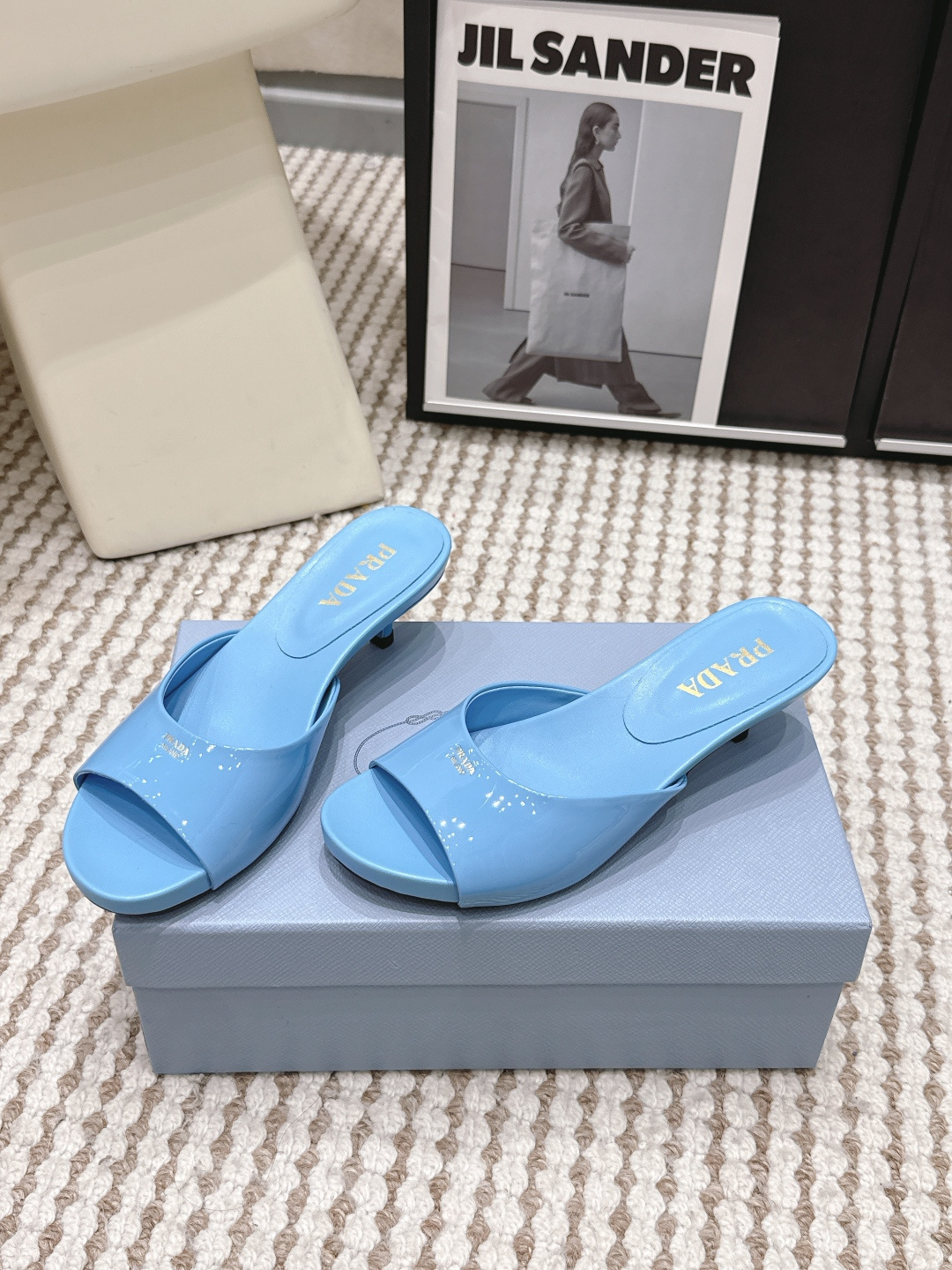 Prada Style Leather Women's Shoes style reference detail image 3 from source 784849