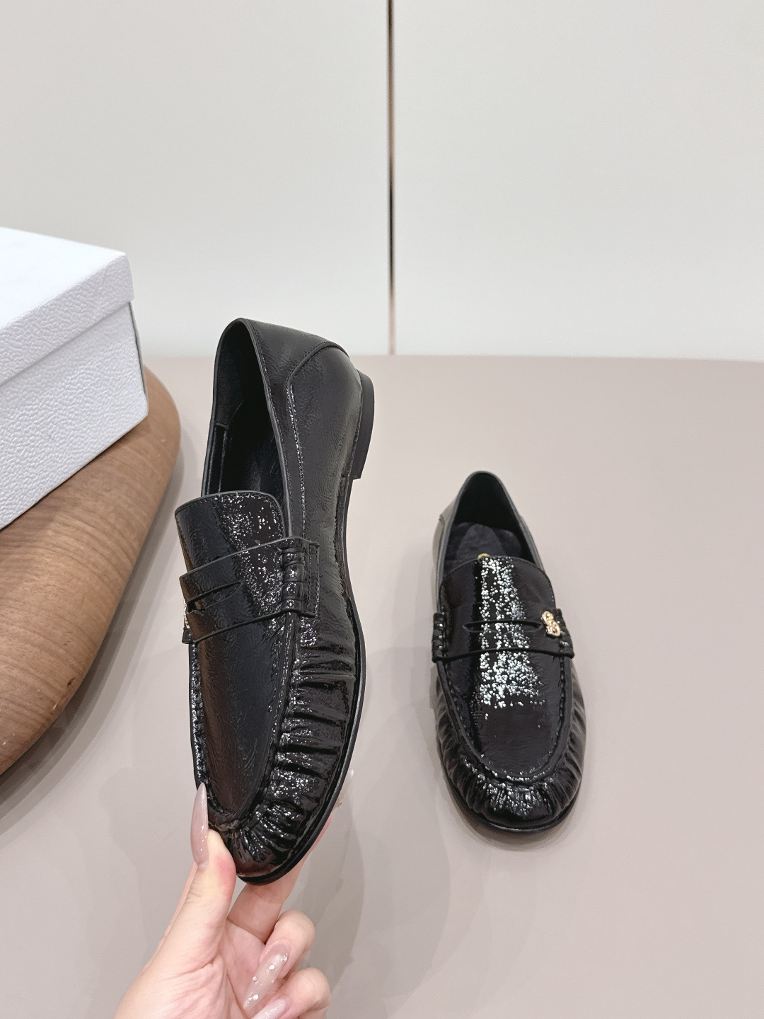 Dior Style Leather Women's Shoes style reference detail image 4 from source 784955