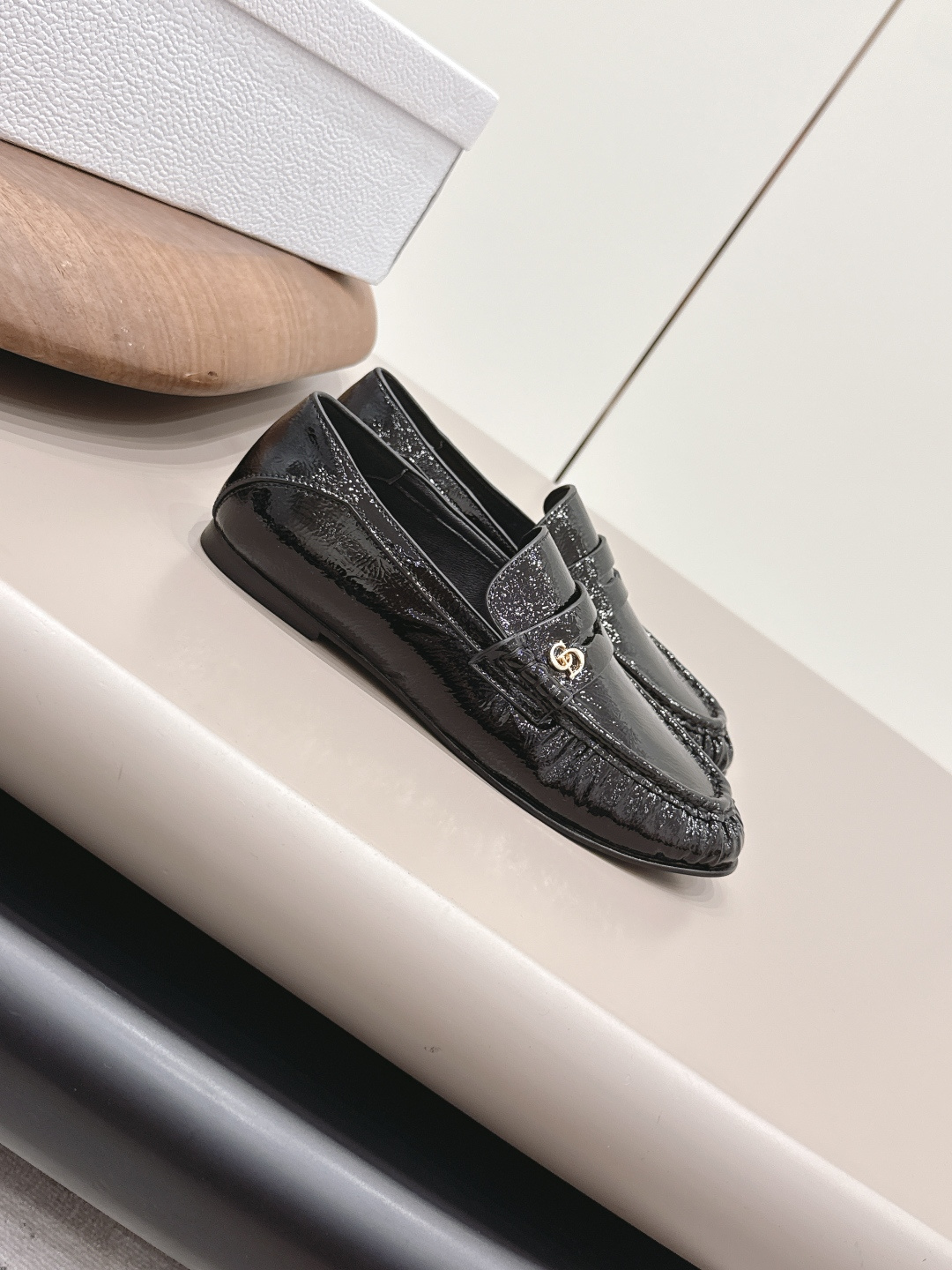 Dior Style Leather Women's Shoes style reference detail image 3 from source 784955