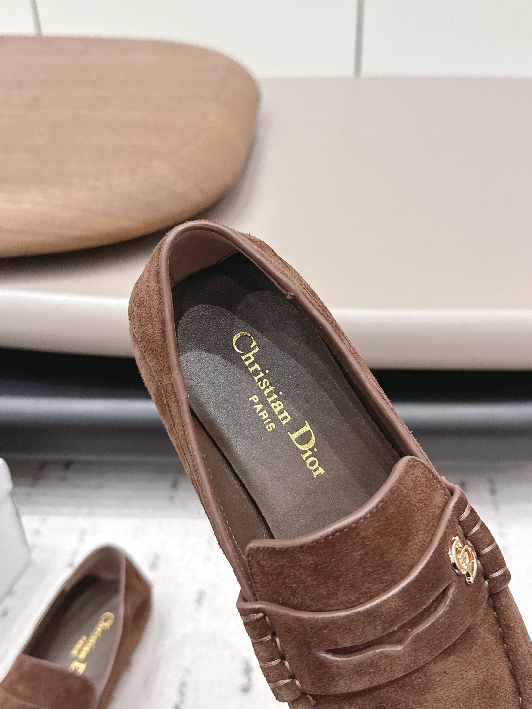 Dior Style Leather Women's Shoes style reference detail image 7 from source 784953
