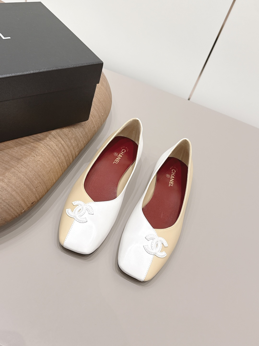 Chanel Style Leather Women's Shoes Lookbook Reference image 1