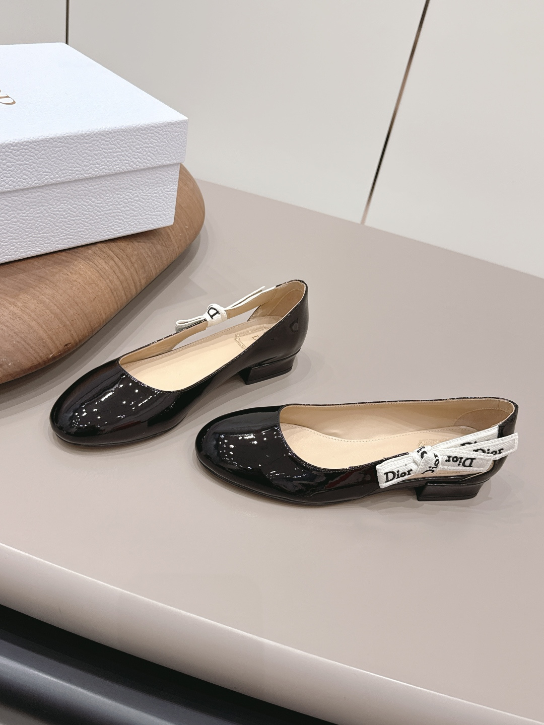 Dior Style Leather Women's Shoes Lookbook Reference image 2