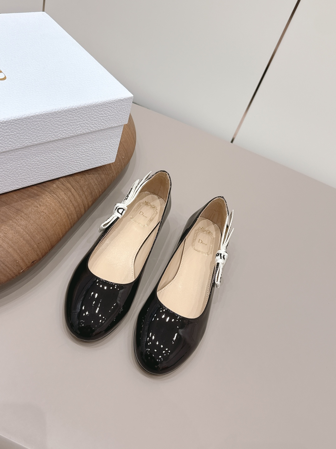 Dior Style Leather Women's Shoes Lookbook Reference image 1