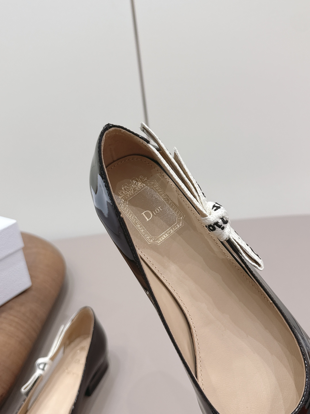 Dior Style Leather Women's Shoes style reference detail image 7 from source 784957