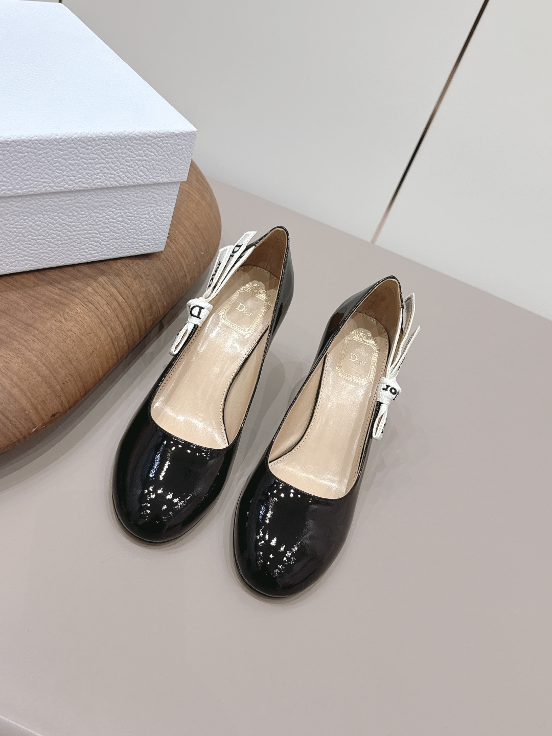 Dior Style Leather Women's Shoes Lookbook Reference image 1