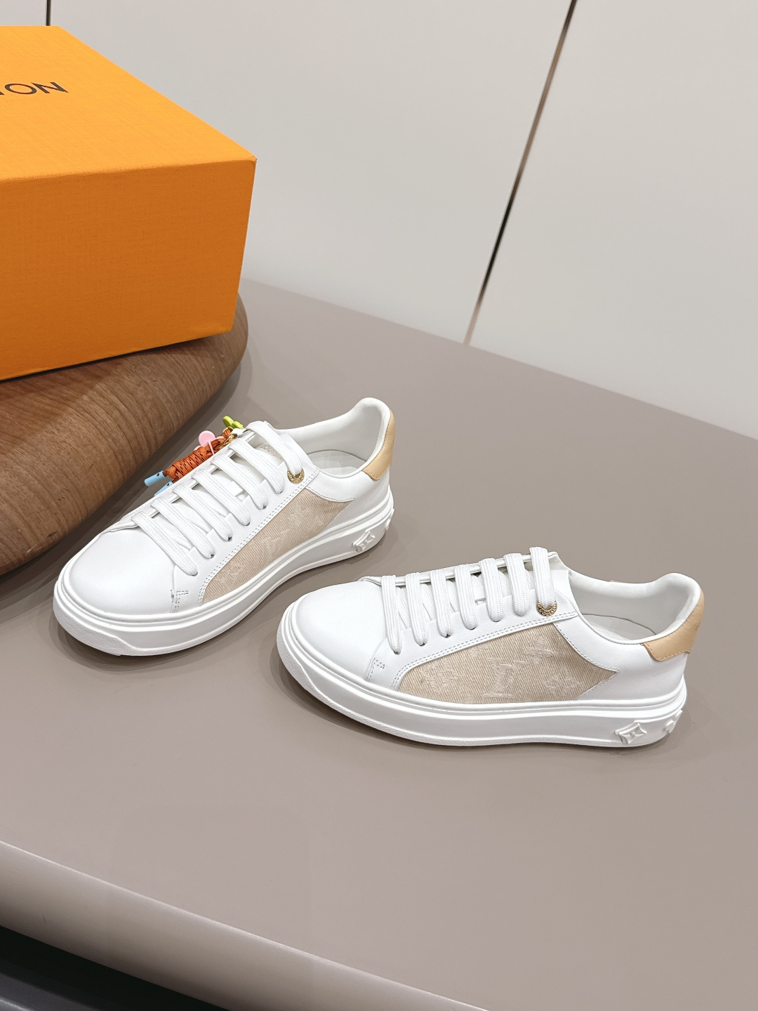 LV Style Leather Women's Shoes Lookbook Reference image 2