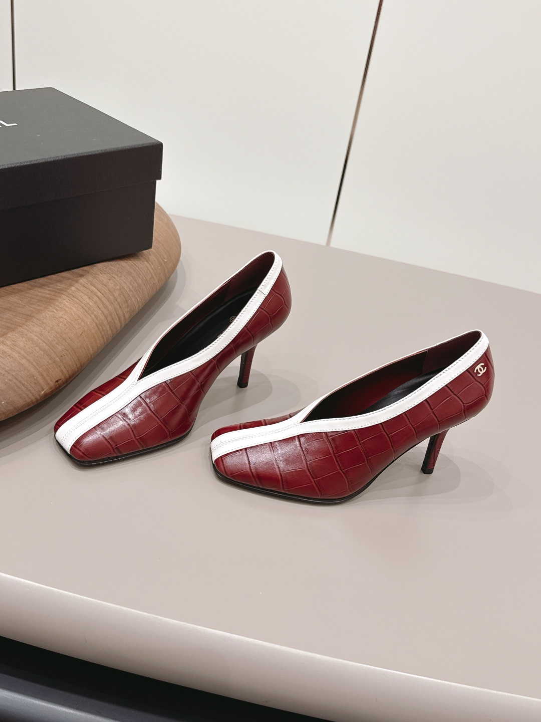 Chanel Style Leather Women's Shoes Lookbook Reference image 2