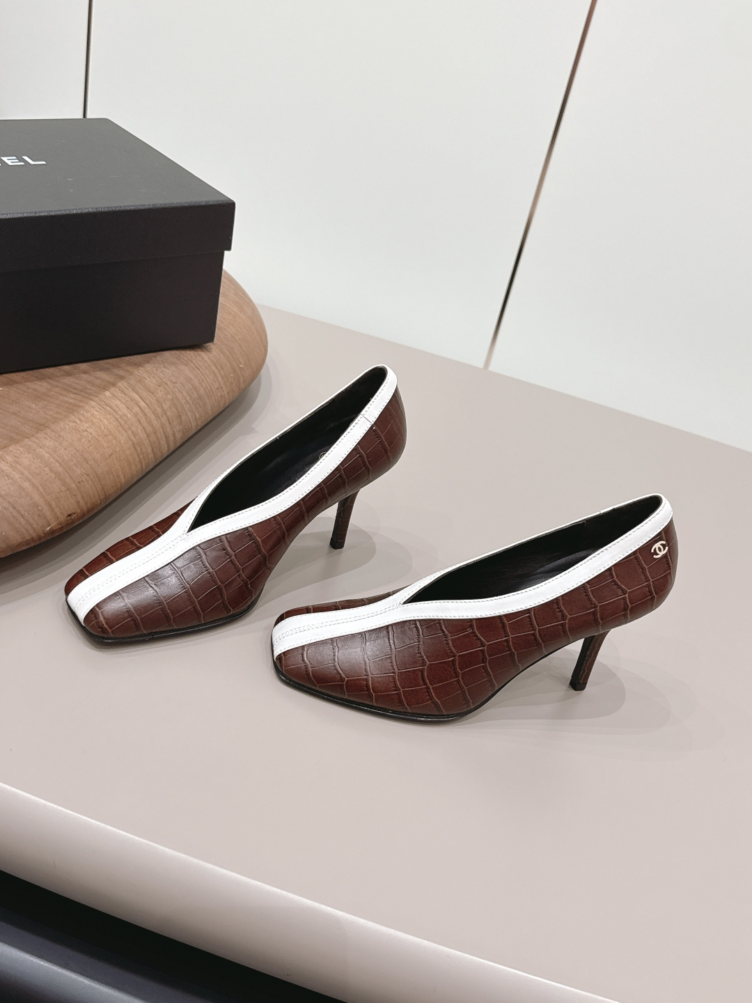 Chanel Style Leather Women's Shoes Lookbook Reference image 2