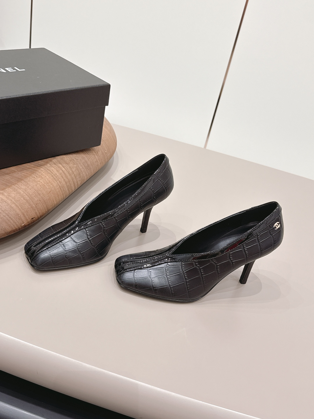 Chanel Style Leather Women's Shoes Lookbook Reference image 2