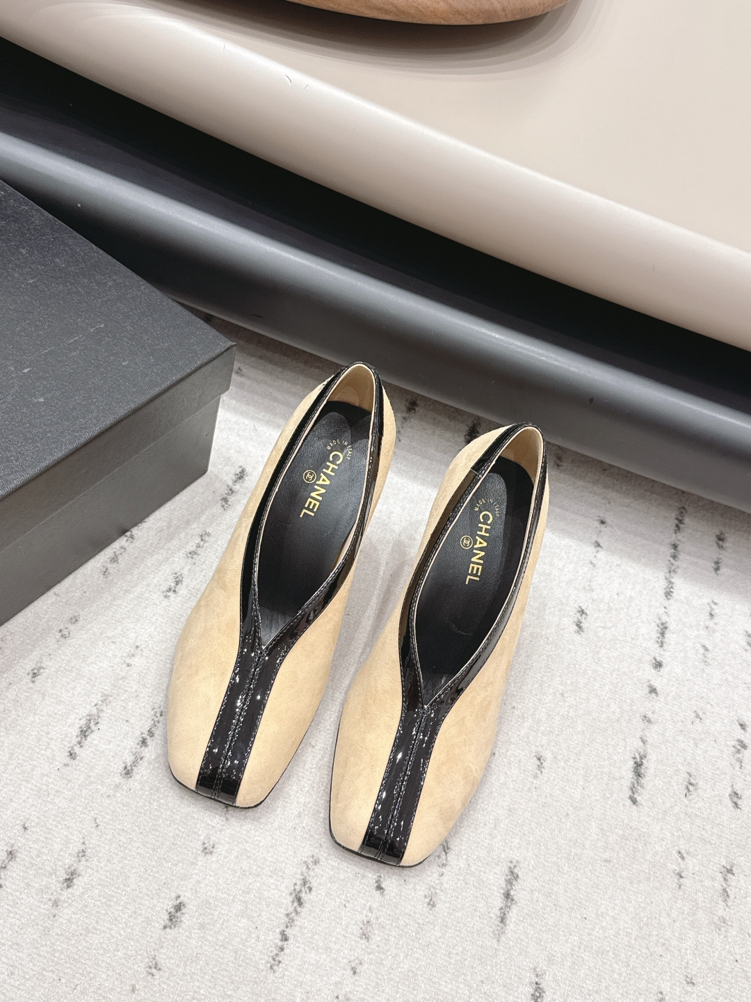 Chanel Style Leather Women's Shoes Lookbook Reference image 1