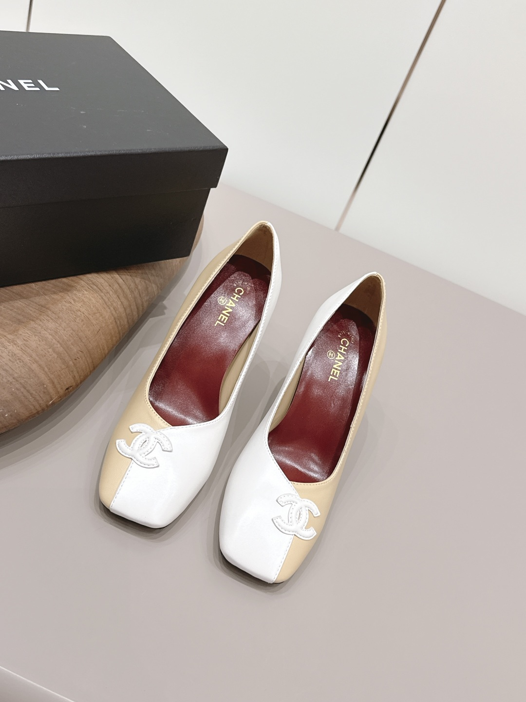 Chanel Style Leather Women's Shoes Lookbook Reference image 1