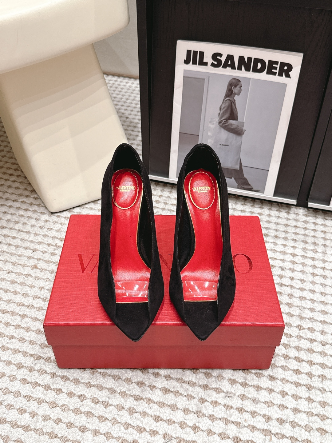 Черные замшевые туфли Valentino Valentino Garavani
