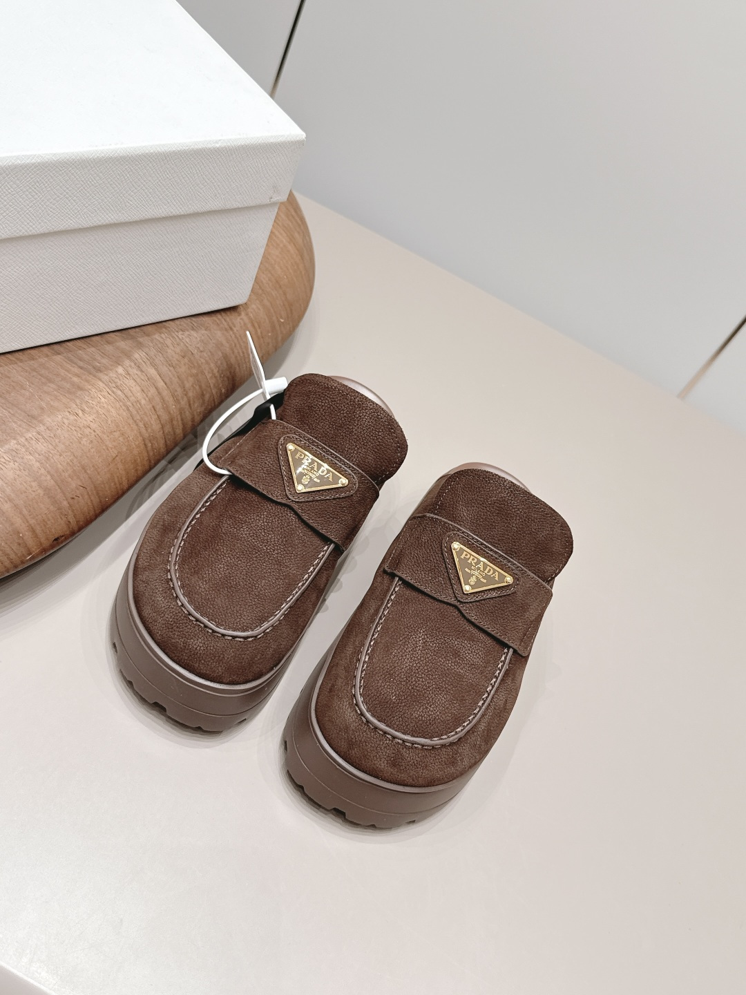 Fábrica: @ 《Versión superior exclusiva》 PRAD-A Pra*da 2026 vs nueva serie de zapatos casuales... [Zapatillas casuales c…