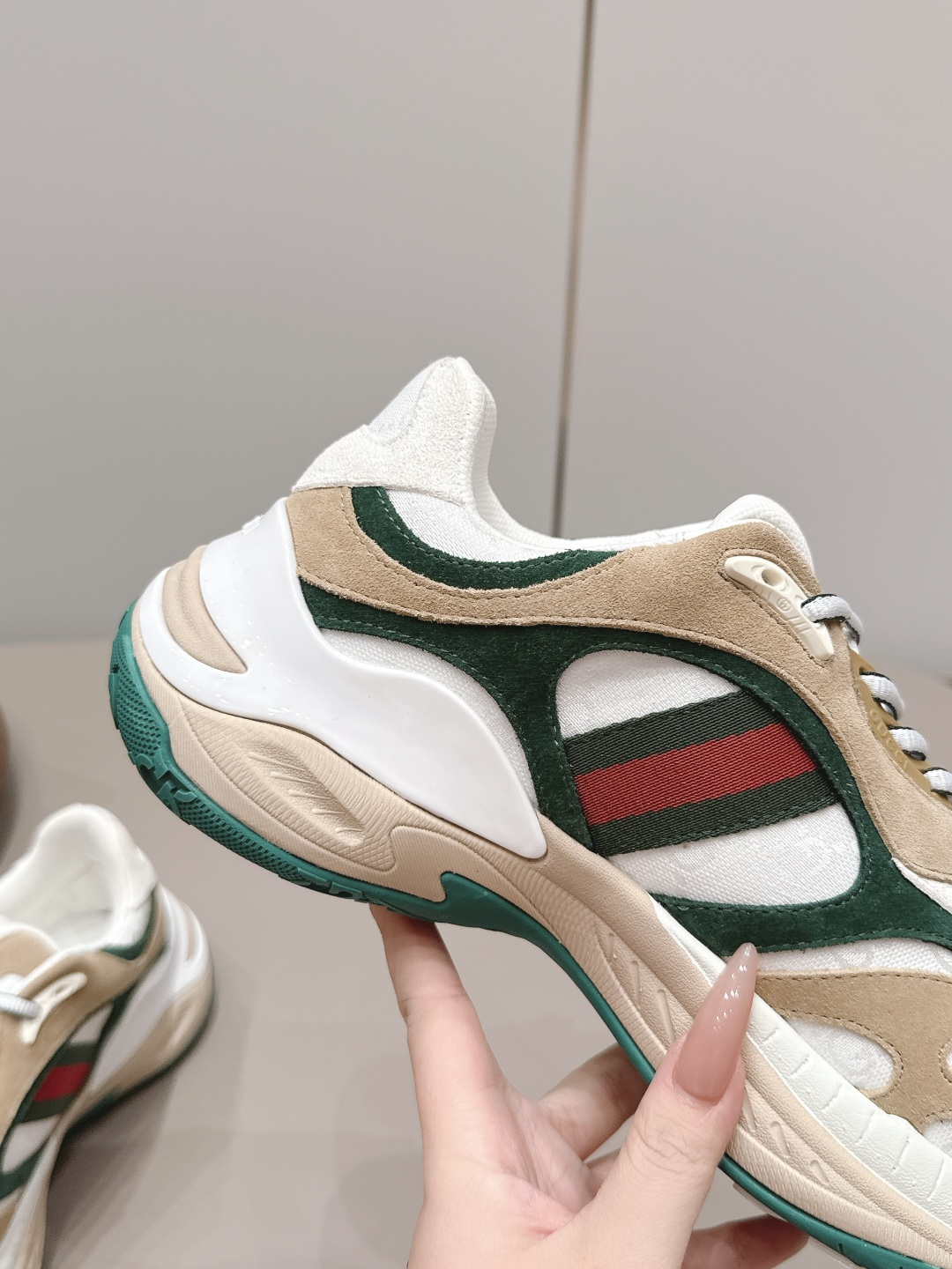 Gucci Bag Collection crafted with premium materials and signature design 6