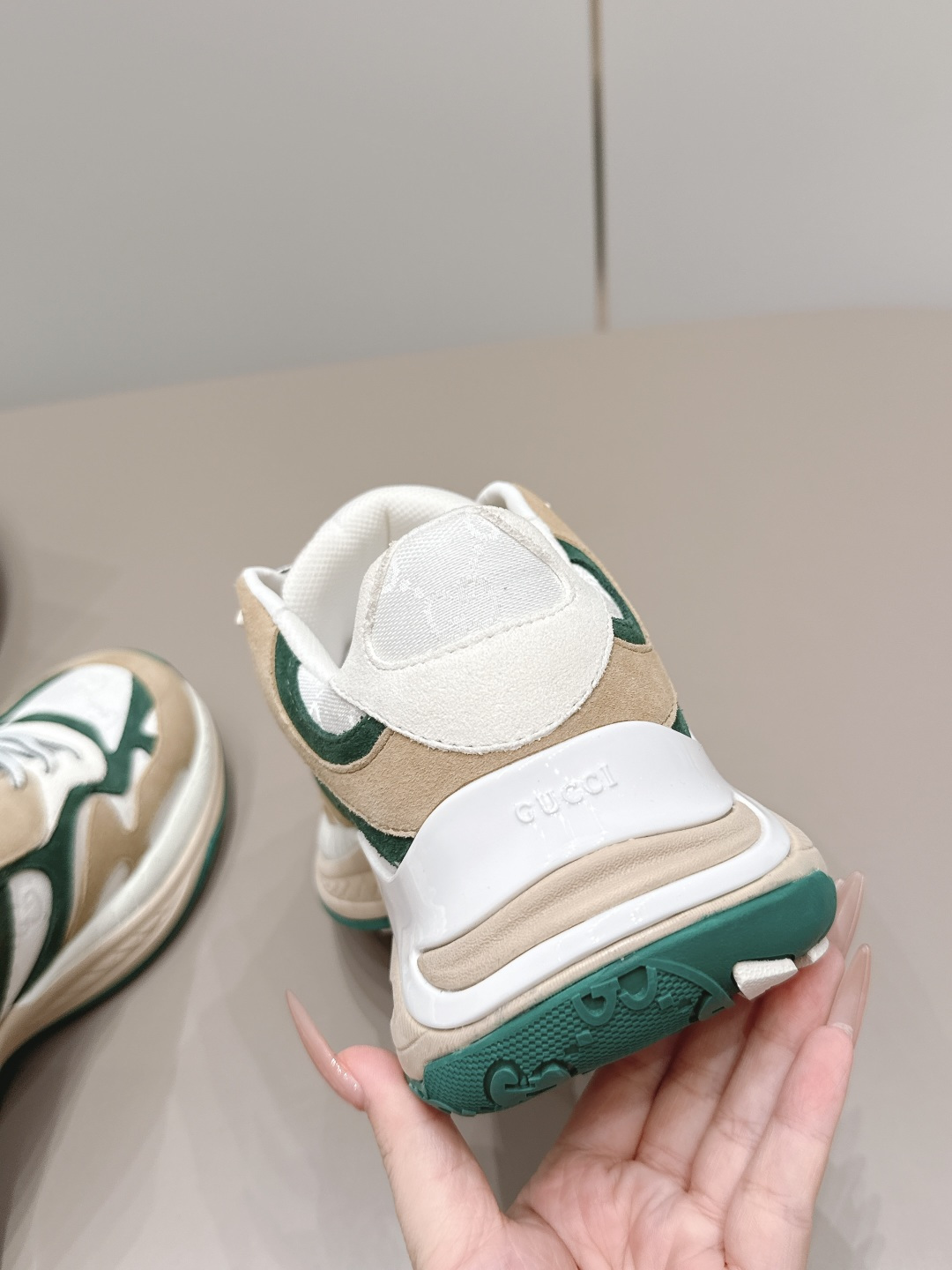 Gucci Bag Collection crafted with premium materials and signature design 8