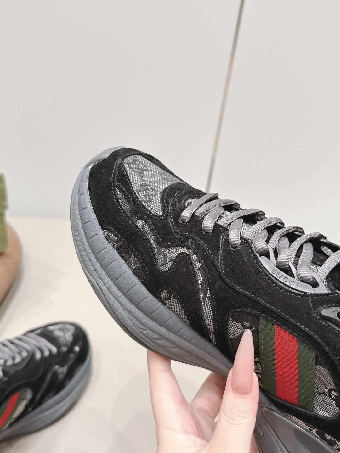 Gucci Bag Collection crafted with premium materials and signature design 6