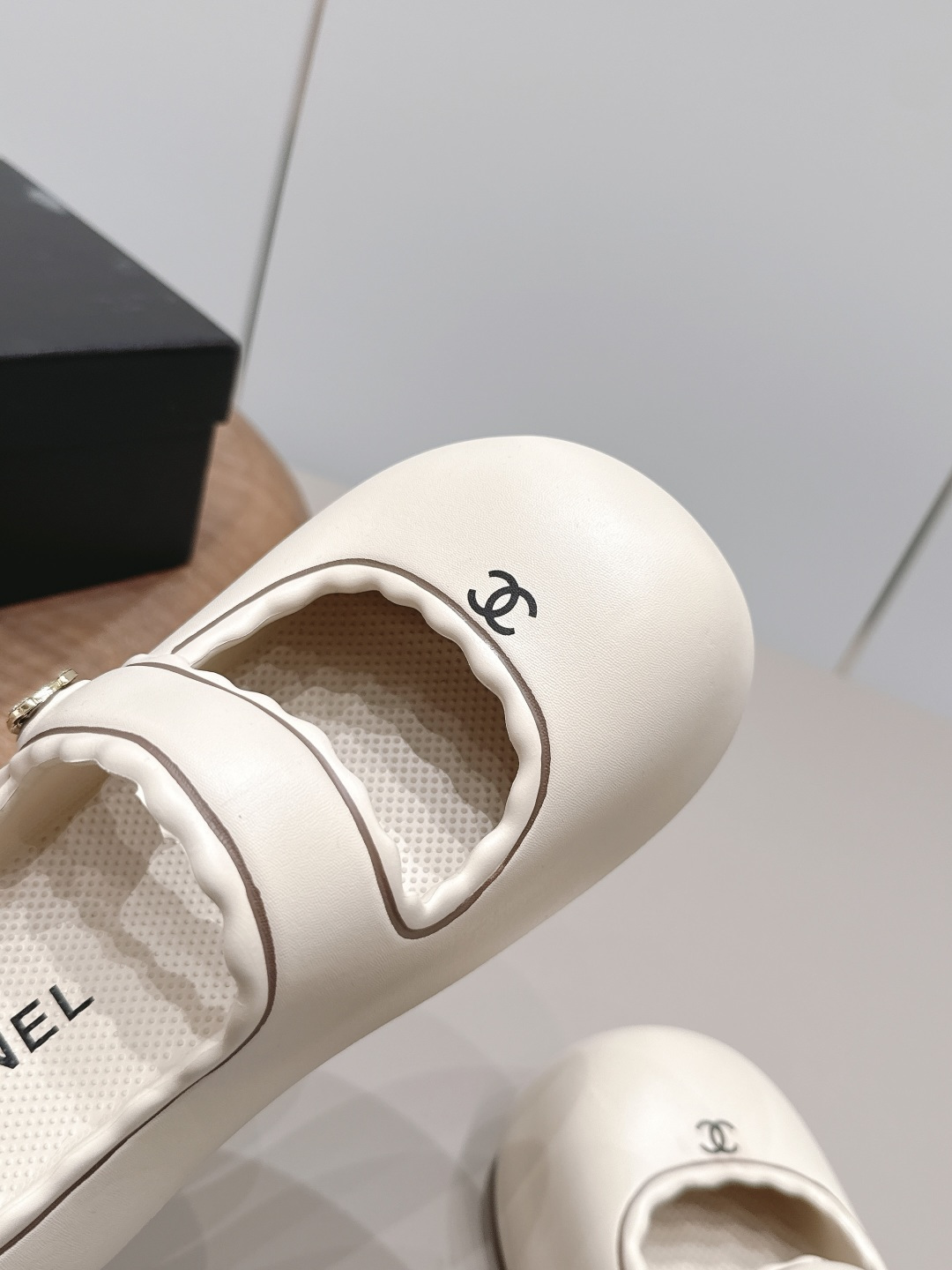 Chanel Style Beige Leather Women's Shoes Women's Shoes Women's Shoes detail image 6 from source 786022