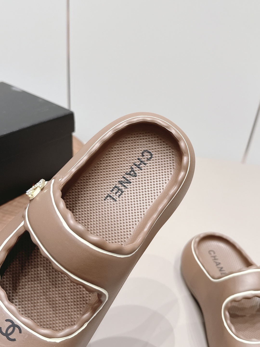 Chanel Style Beige Leather Women's Shoes Women's Shoes Women's Shoes detail image 7 from source 786023