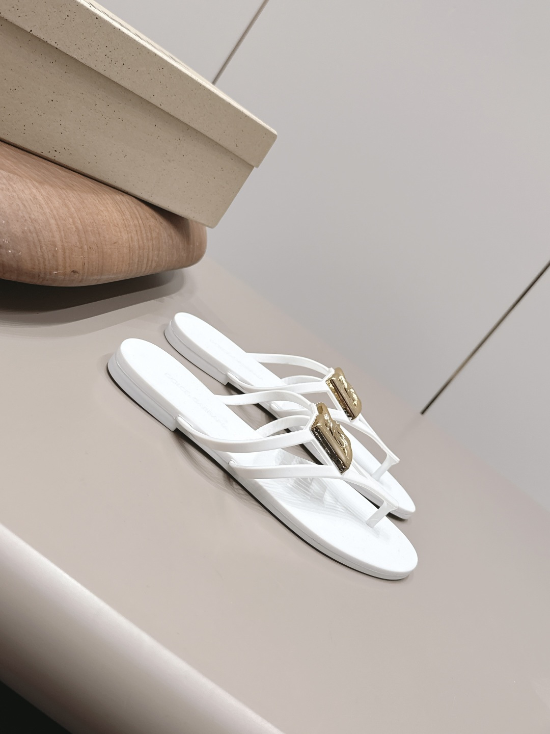 Dolce & Gabbana Haute Couture Classic Luxury Leather Shoe Ref 3