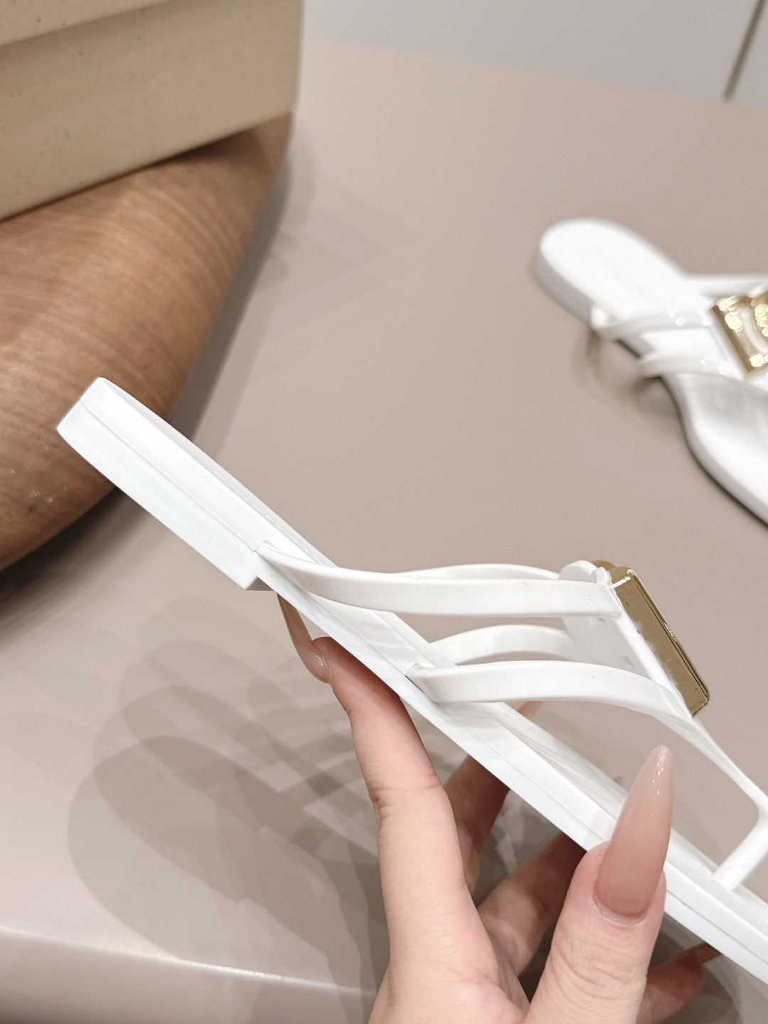 Dolce & Gabbana Haute Couture Classic Luxury Leather Shoe Ref 8