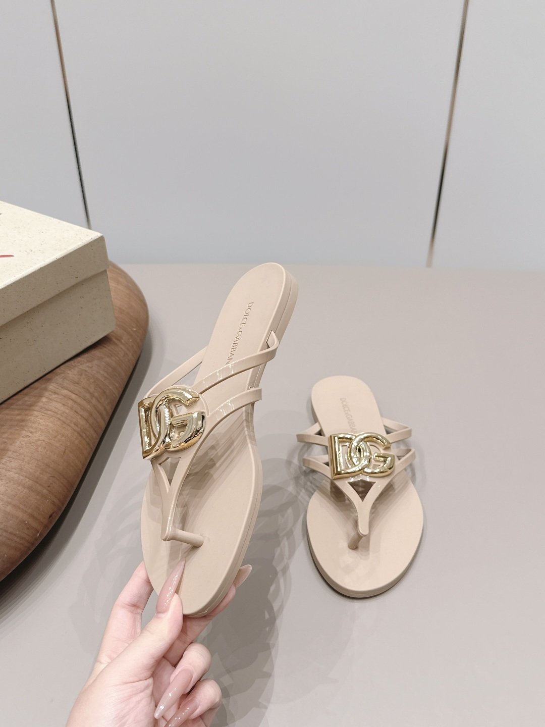 DOLCE & GABBANA 杜嘉班纳 26vs春夏时装凉鞋系列 4