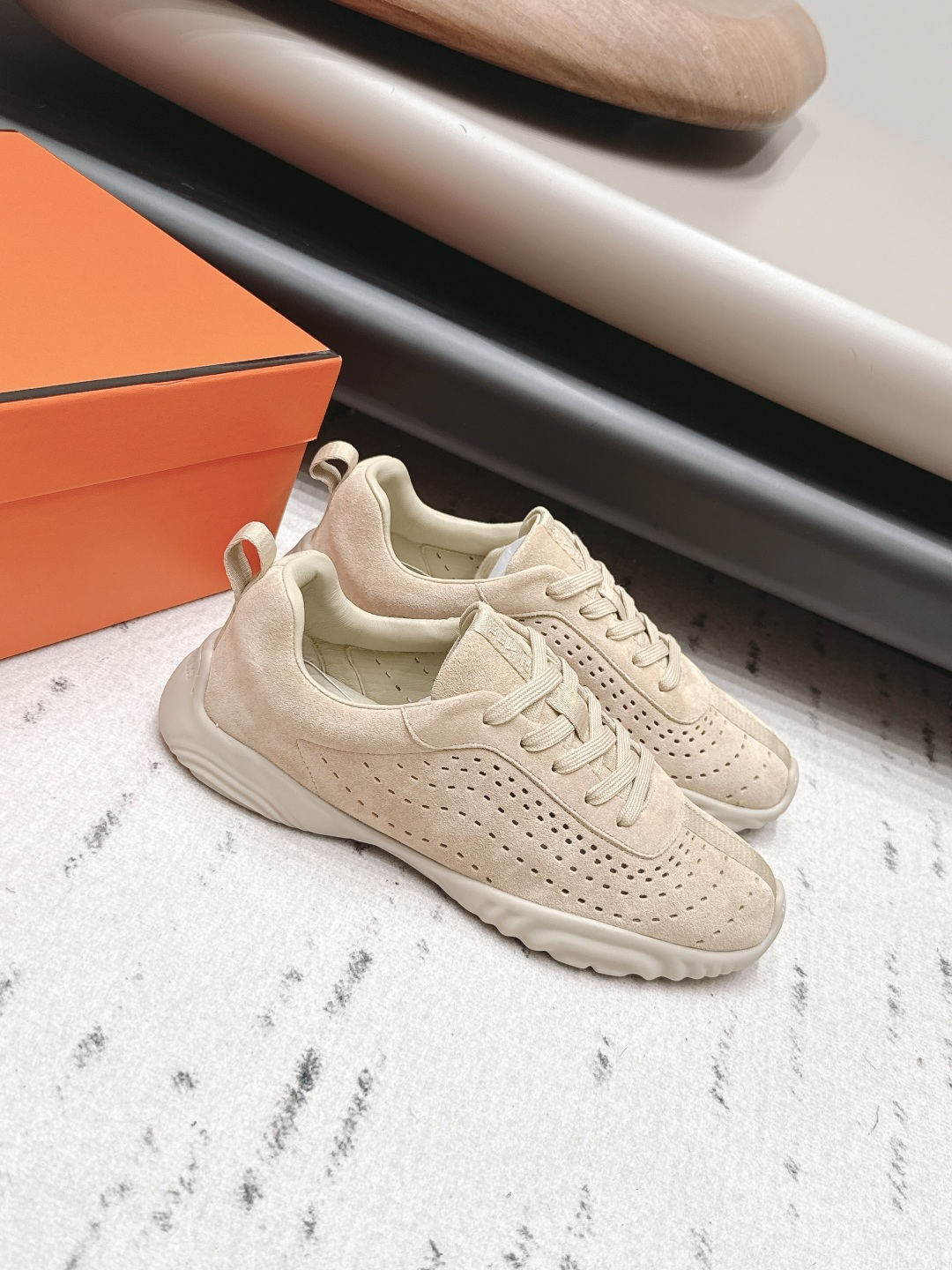 Hermès 26vs Spring/Summer new couple's casual sneaker series 3