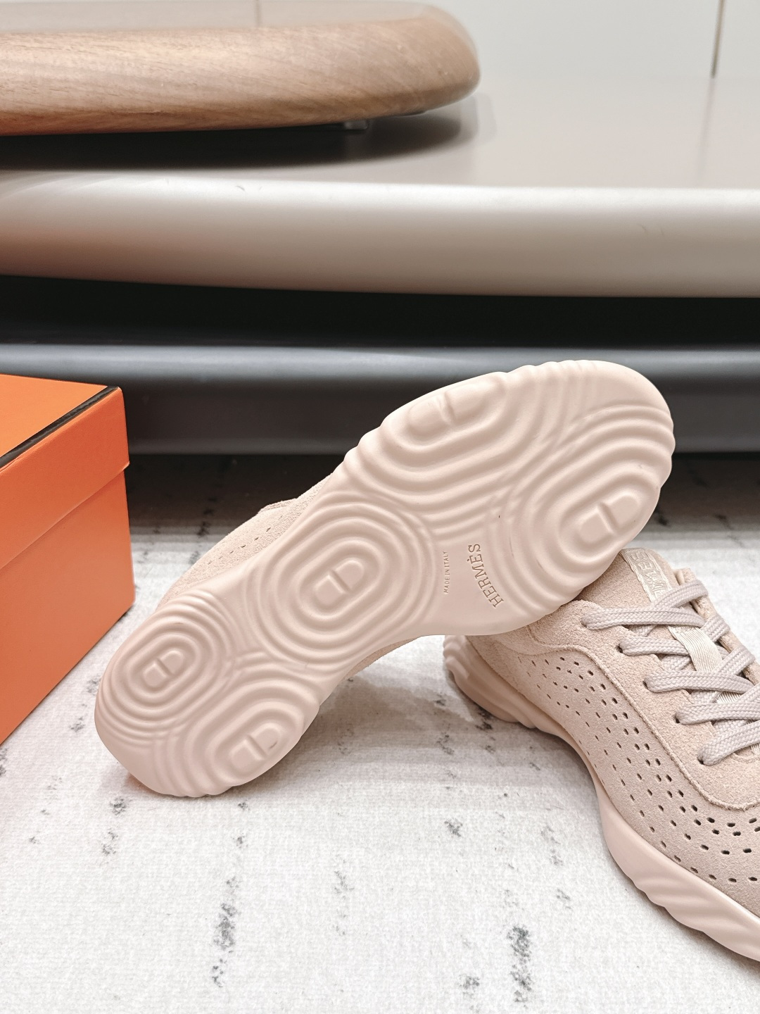 Hermes 26 Spring/Summer new couple casual sneaker series 9